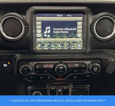 2022 Jeep Wrangler Unlimited Sahara 4x4
