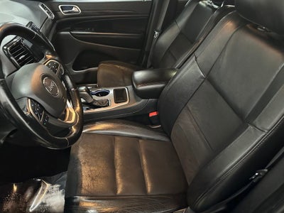 2021 Jeep Grand Cherokee Laredo X 4x4