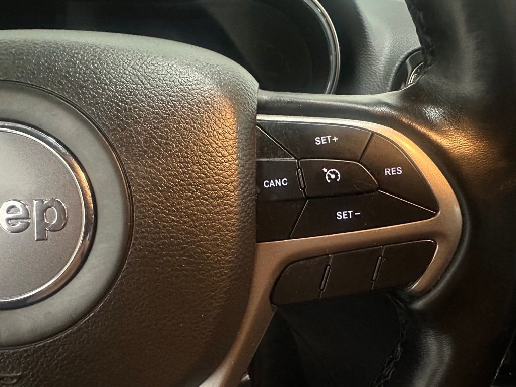 2021 Jeep Grand Cherokee Laredo X 4x4