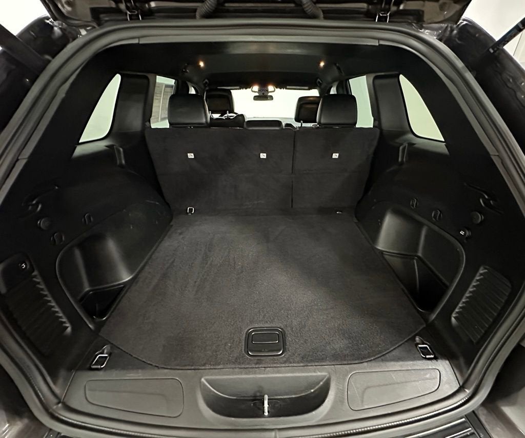 2021 Jeep Grand Cherokee Laredo X 4x4