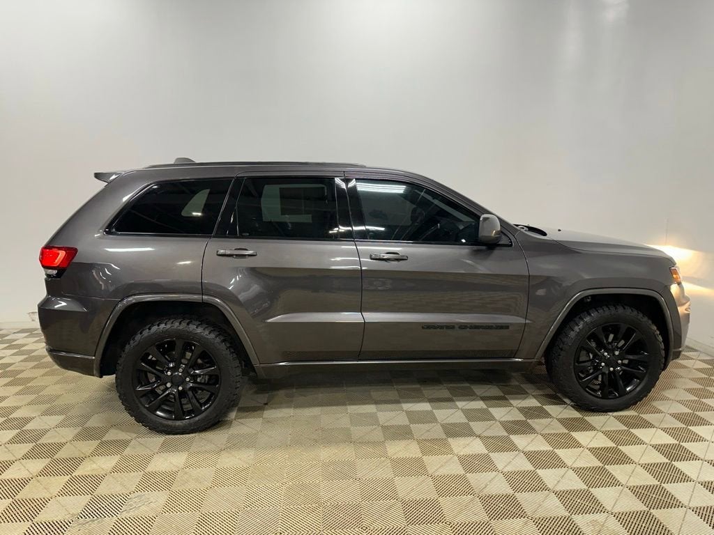 2021 Jeep Grand Cherokee Laredo X 4x4