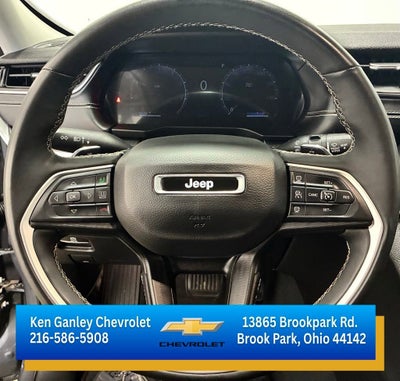 2023 Jeep Grand Cherokee Laredo 4x4