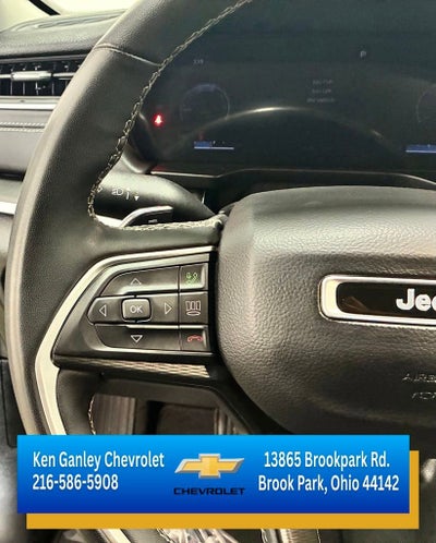 2023 Jeep Grand Cherokee Laredo 4x4