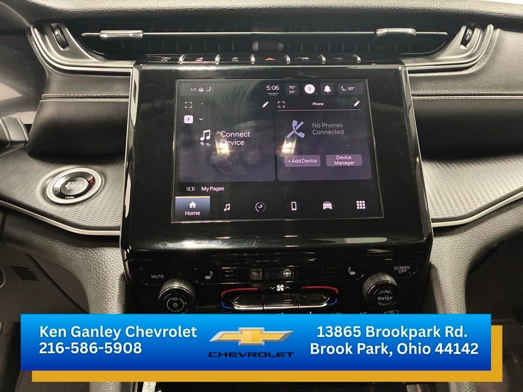 2023 Jeep Grand Cherokee Laredo 4x4