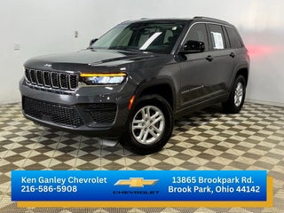 2023 Jeep Grand Cherokee Laredo 4x4