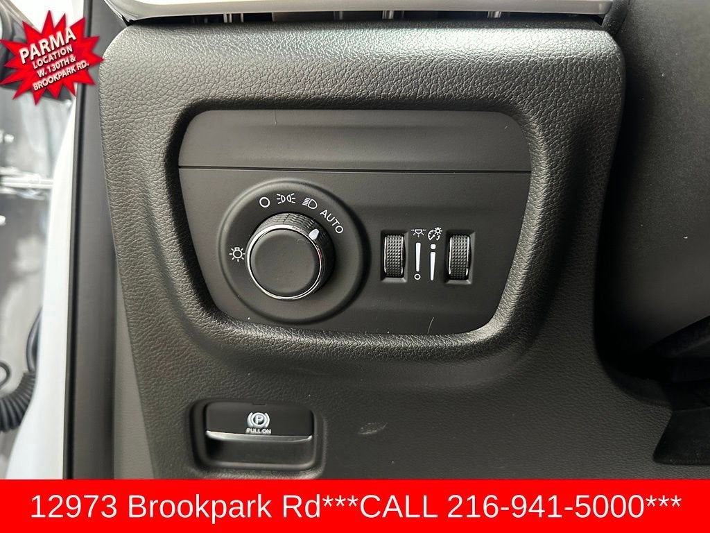 2023 Jeep Grand Cherokee L Altitude 4x4