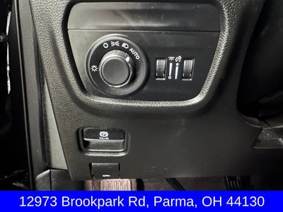 2022 Jeep Grand Cherokee L Laredo 4x4