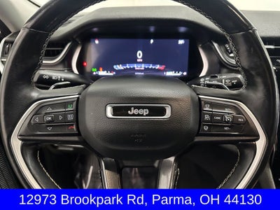 2022 Jeep Grand Cherokee L Laredo 4x4