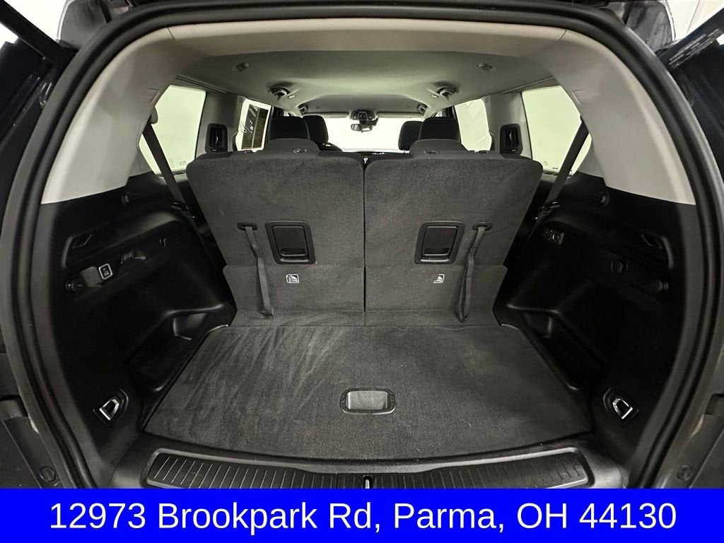 2022 Jeep Grand Cherokee L Laredo 4x4