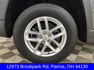 2022 Jeep Grand Cherokee L Laredo 4x4