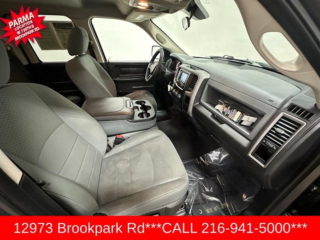 2017 RAM 1500 Express Quad Cab 4x4 6'4" Box