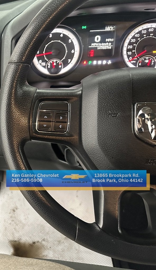 2018 RAM 1500 Express Crew Cab 4x4 5'7" Box