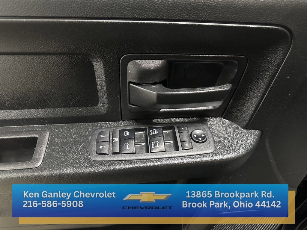 2018 RAM 1500 Express Crew Cab 4x4 5'7" Box