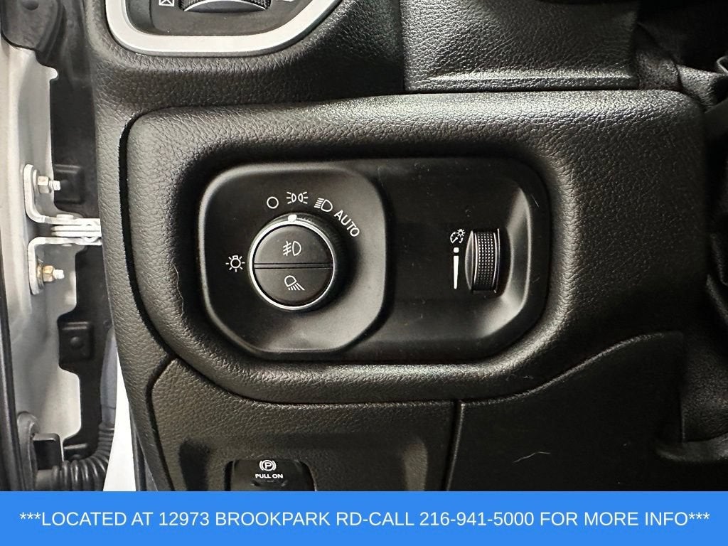 2020 RAM 1500 Big Horn Quad Cab 4x4 6'4" Box