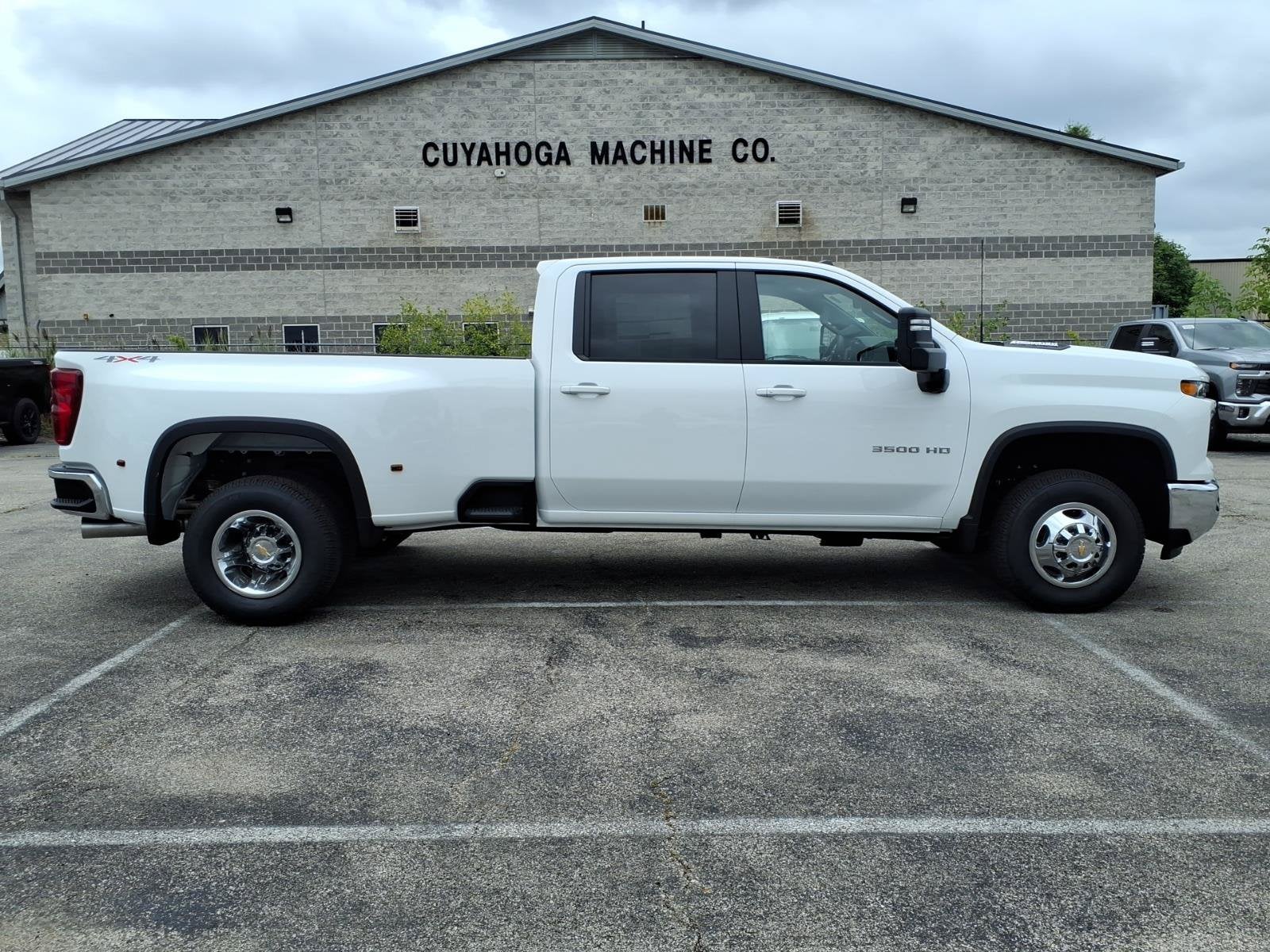 2026 Chevrolet Silverado 3500 HD LT DRW