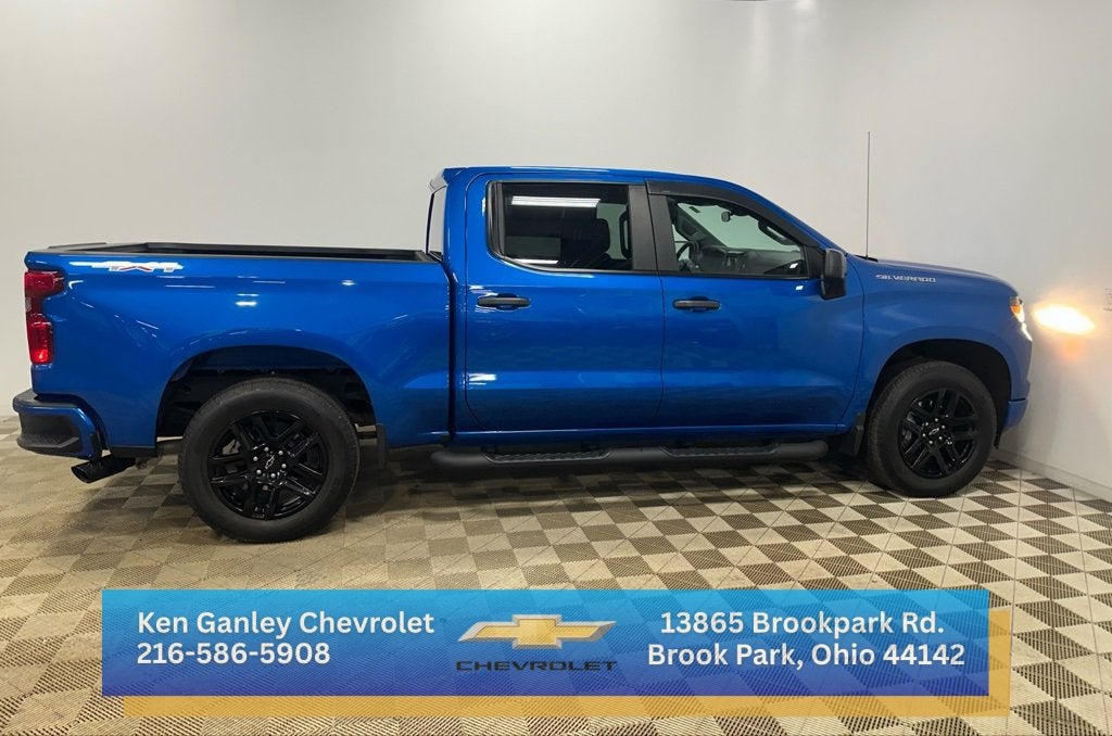 2023 Chevrolet Silverado 1500 Custom