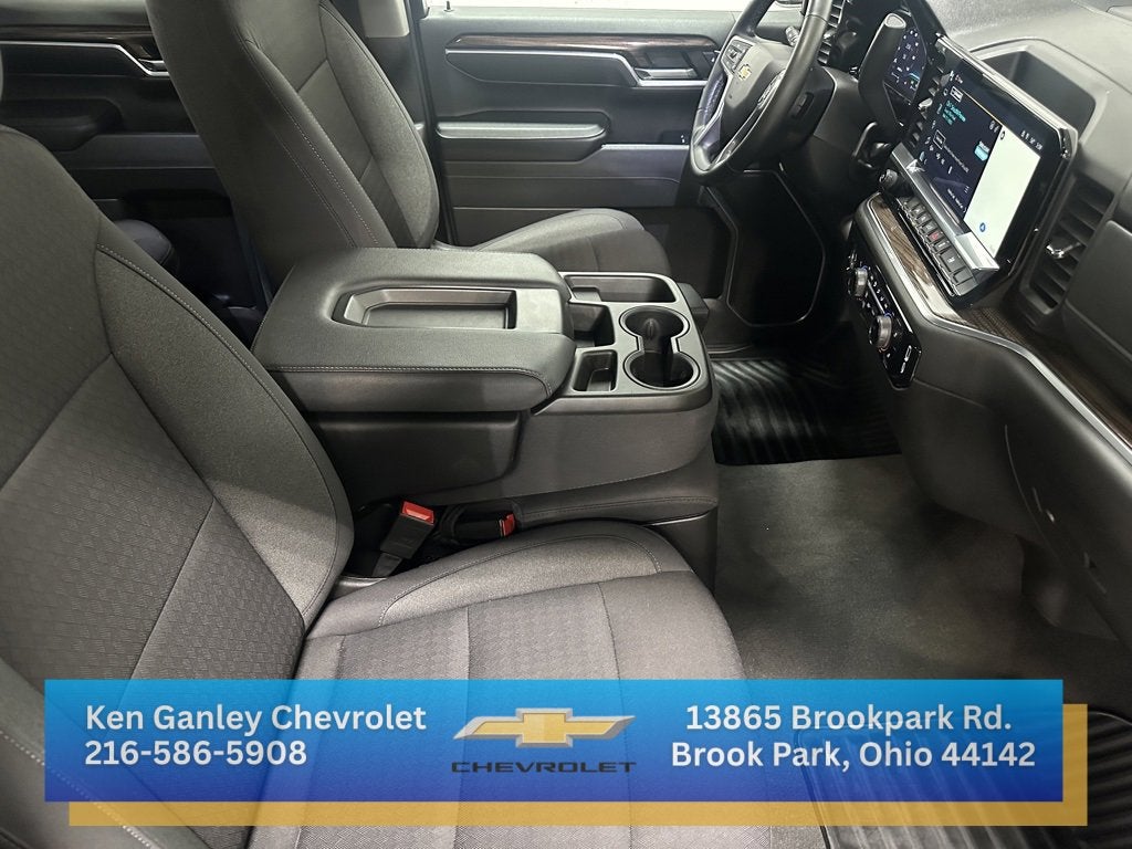 2024 Chevrolet Silverado 1500 LT (2FL)