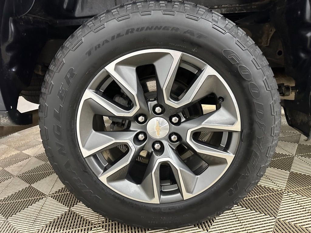 2023 Chevrolet Silverado 1500 LT (2FL)