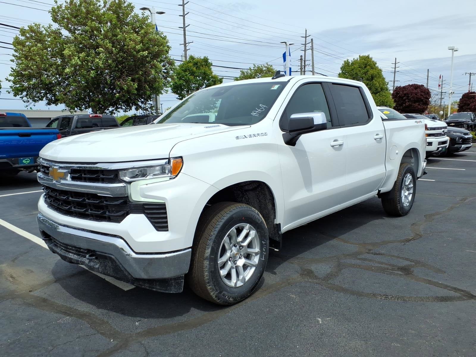 2026 Chevrolet Silverado 1500 LT (2FL)
