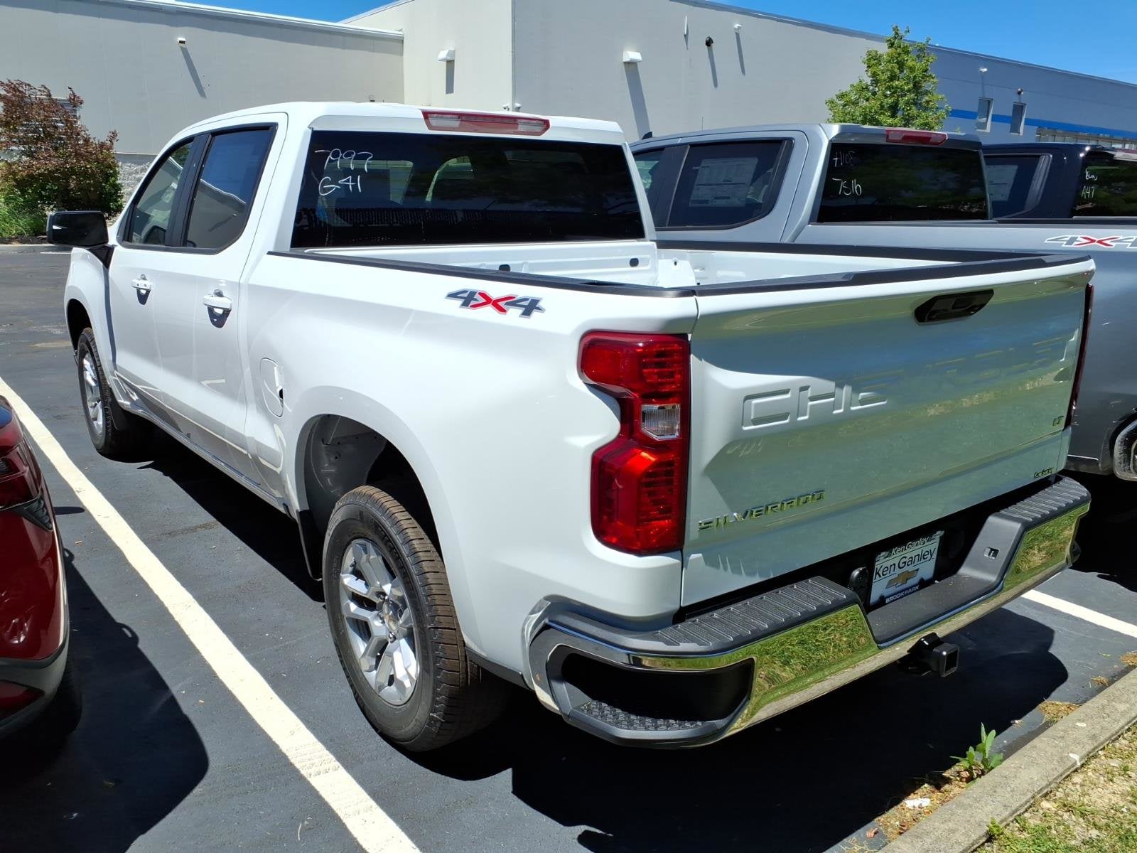 2026 Chevrolet Silverado 1500 LT (2FL)