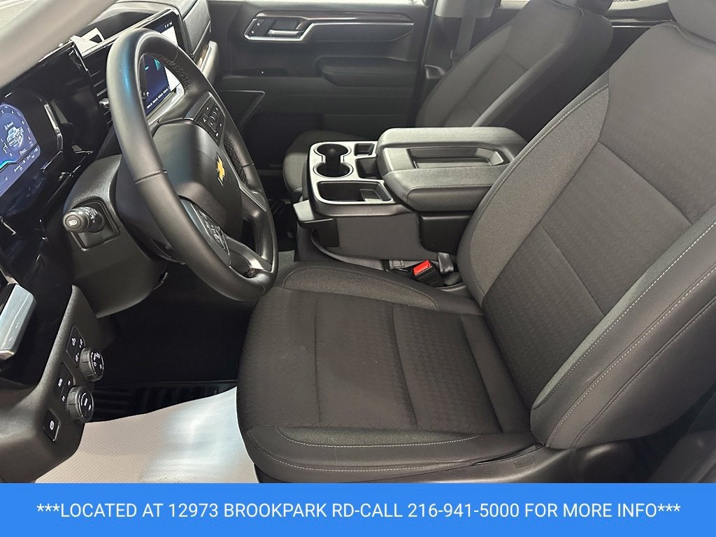 2025 Chevrolet Silverado 1500 LT (2FL)