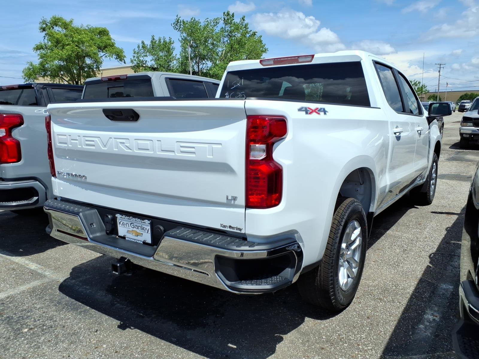 2026 Chevrolet Silverado 1500 LT (2FL)