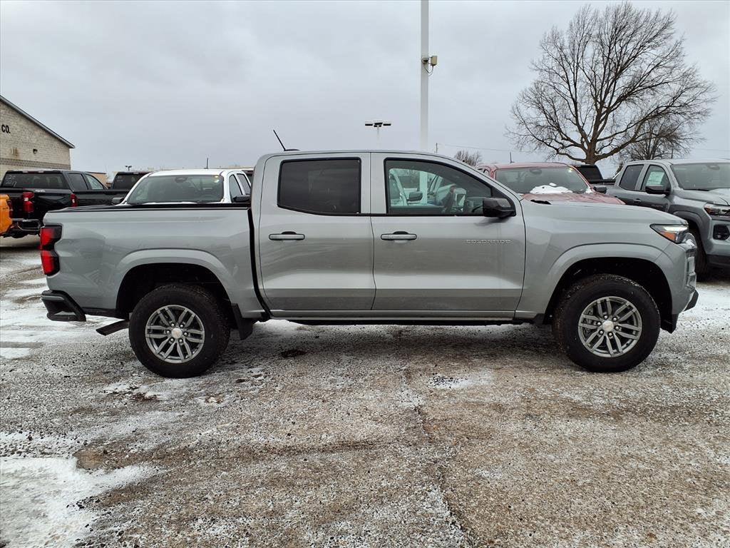 2025 Chevrolet Colorado WT/LT
