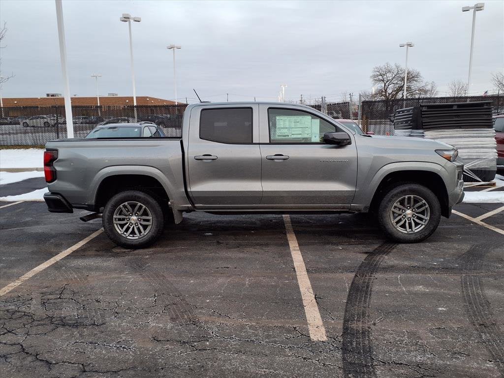 2025 Chevrolet Colorado WT/LT