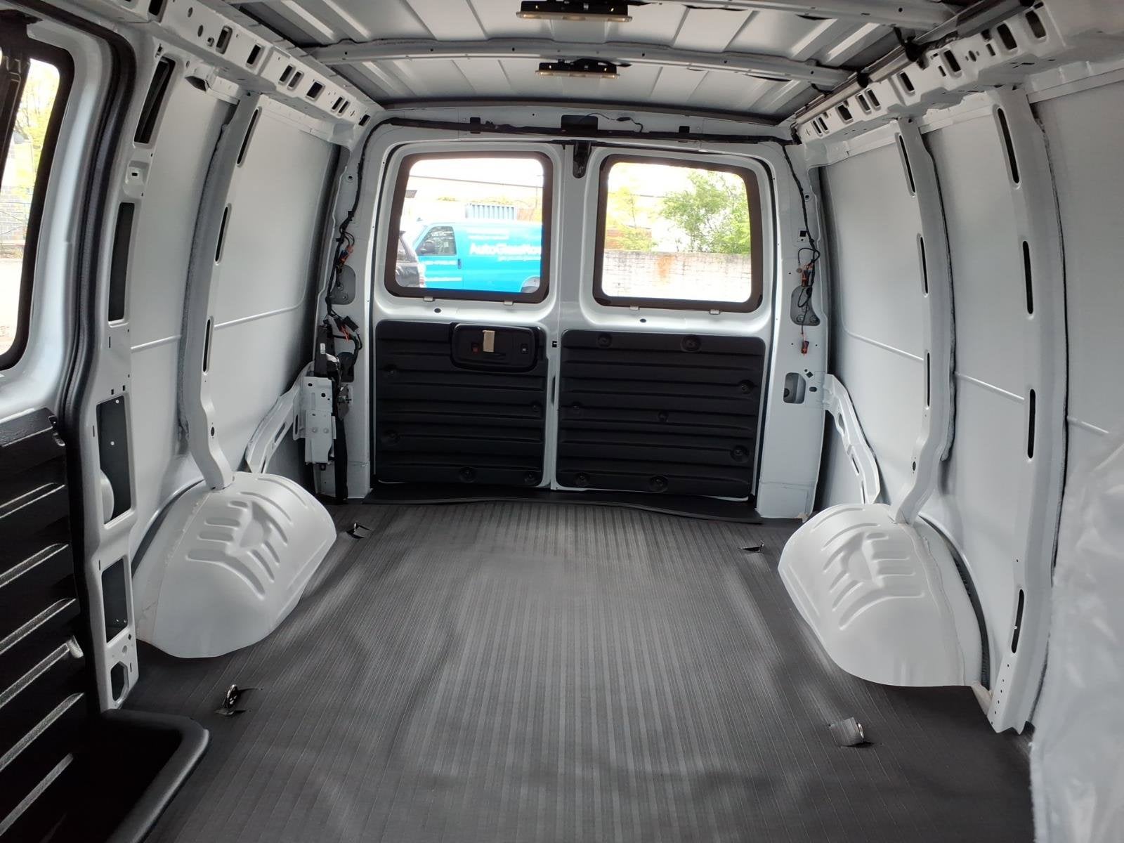 2026 Chevrolet Express Cargo WT
