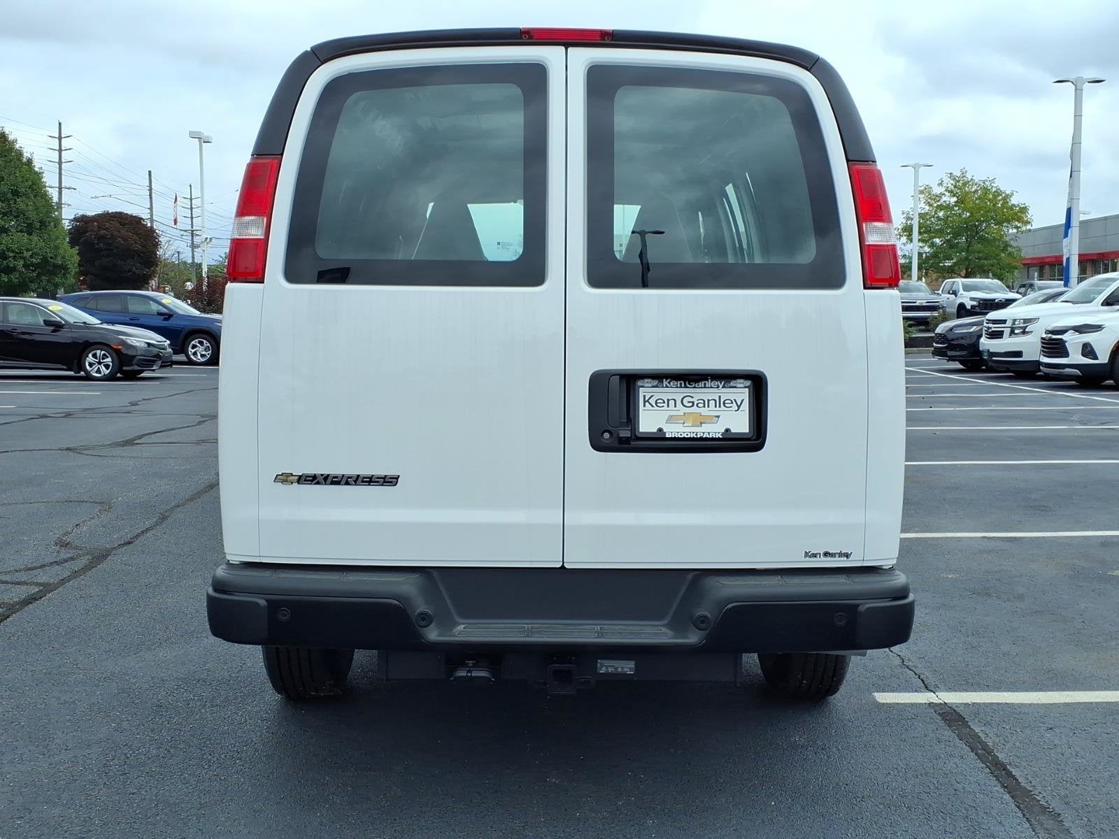 2026 Chevrolet Express Cargo WT