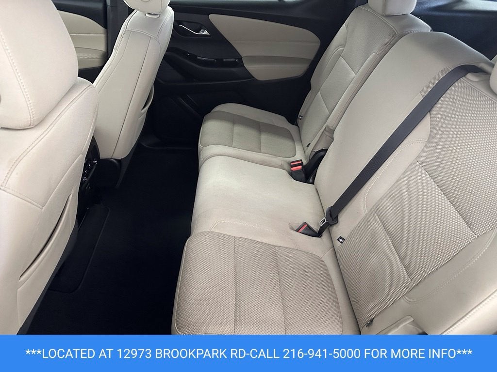 2023 Chevrolet Traverse LS