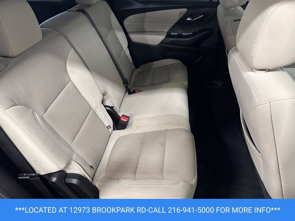 2023 Chevrolet Traverse LS