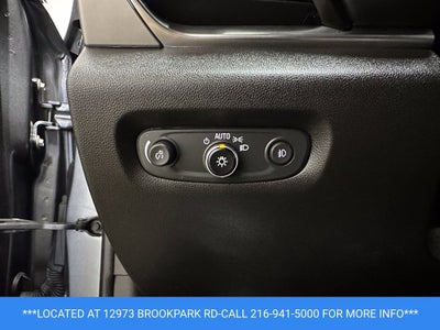2021 Chevrolet Traverse LT Cloth