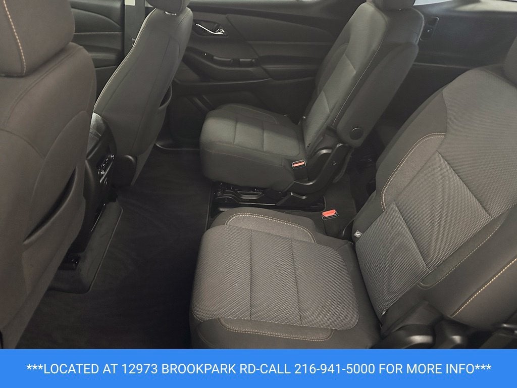 2021 Chevrolet Traverse LT Cloth