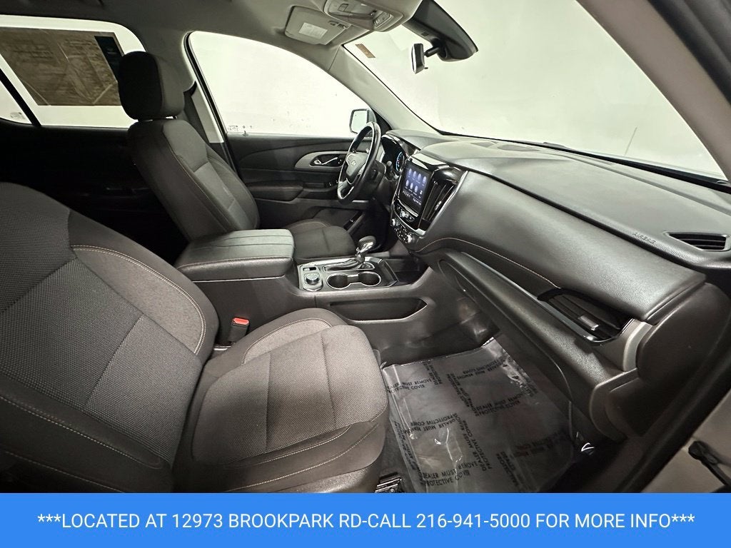 2021 Chevrolet Traverse LT Cloth