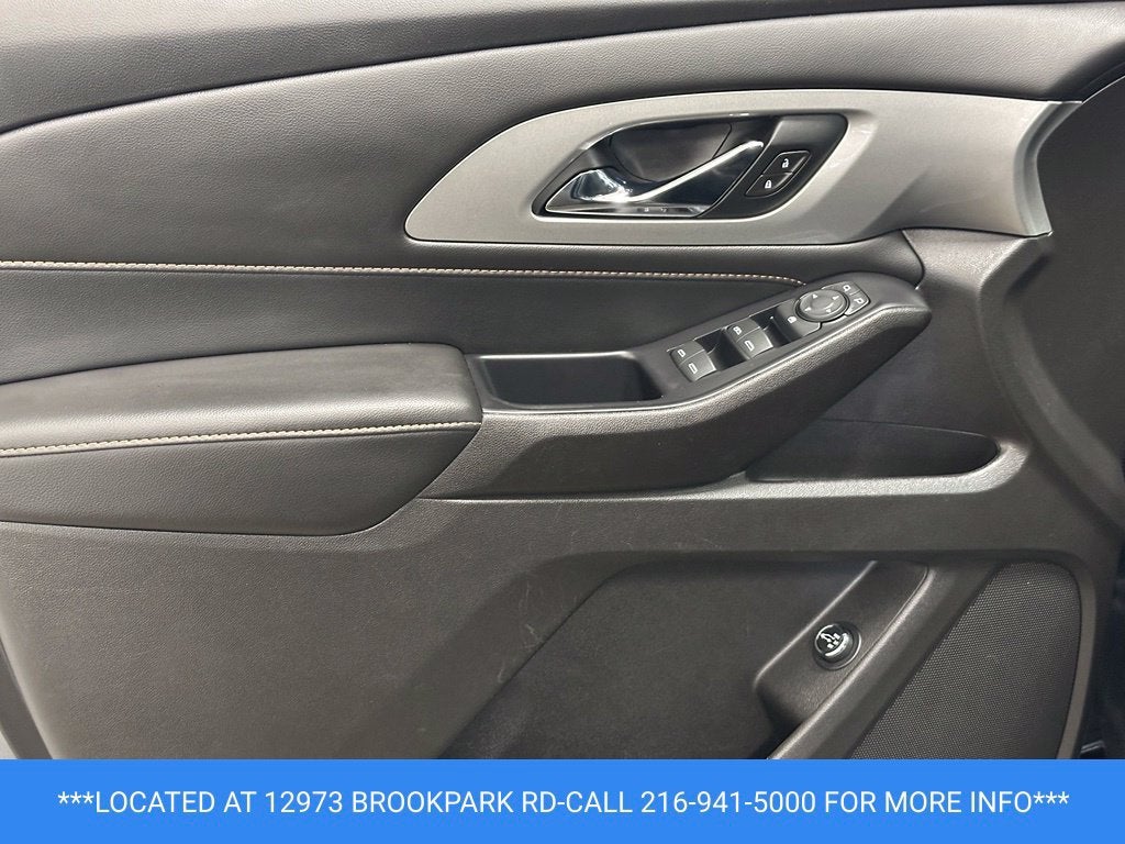 2021 Chevrolet Traverse LT Cloth