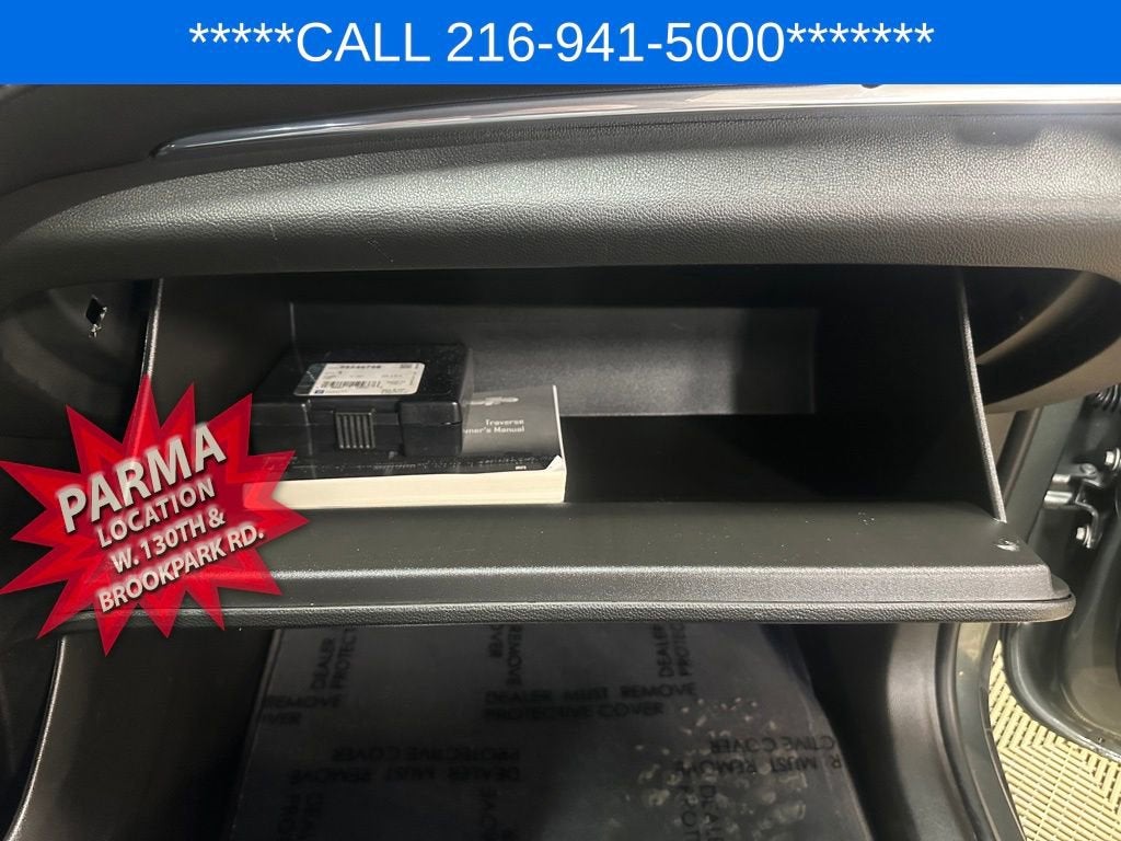 2022 Chevrolet Traverse LT Cloth