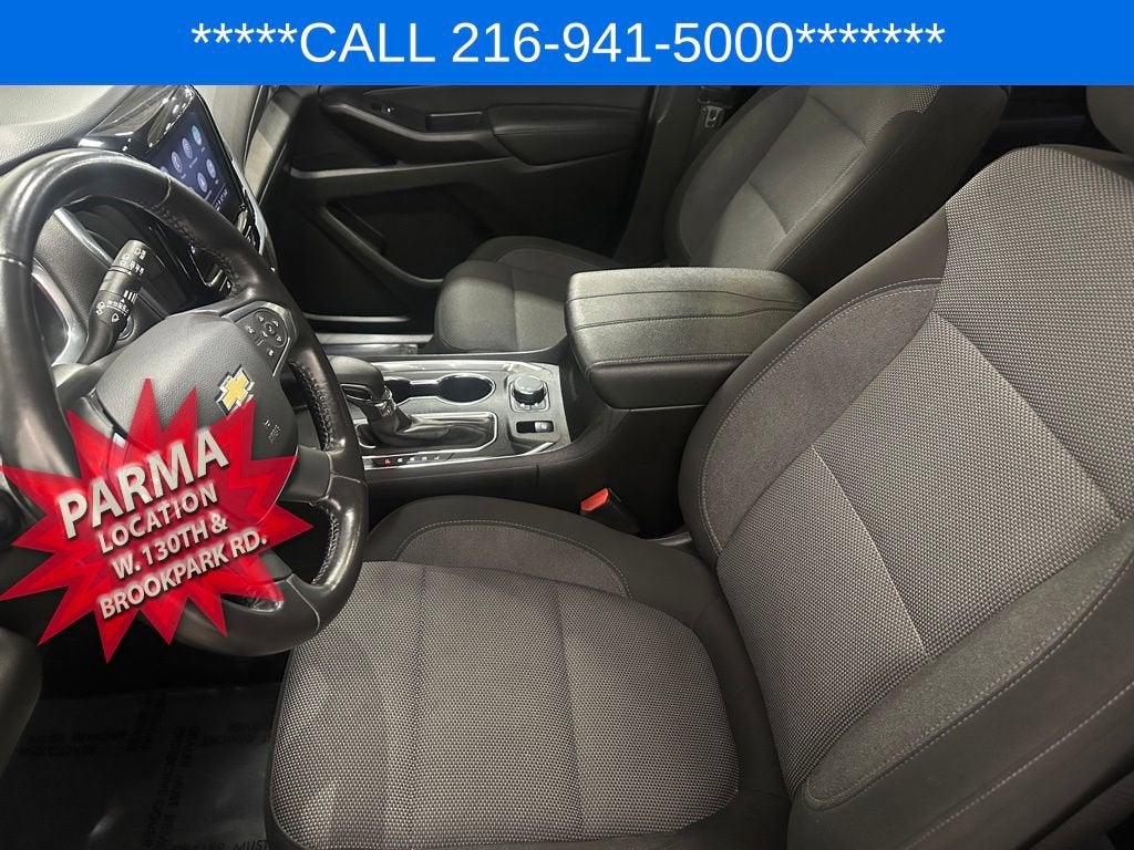 2022 Chevrolet Traverse LT Cloth