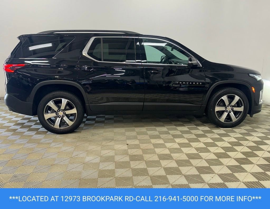 2023 Chevrolet Traverse LT Leather