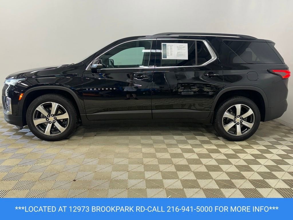 2023 Chevrolet Traverse LT Leather