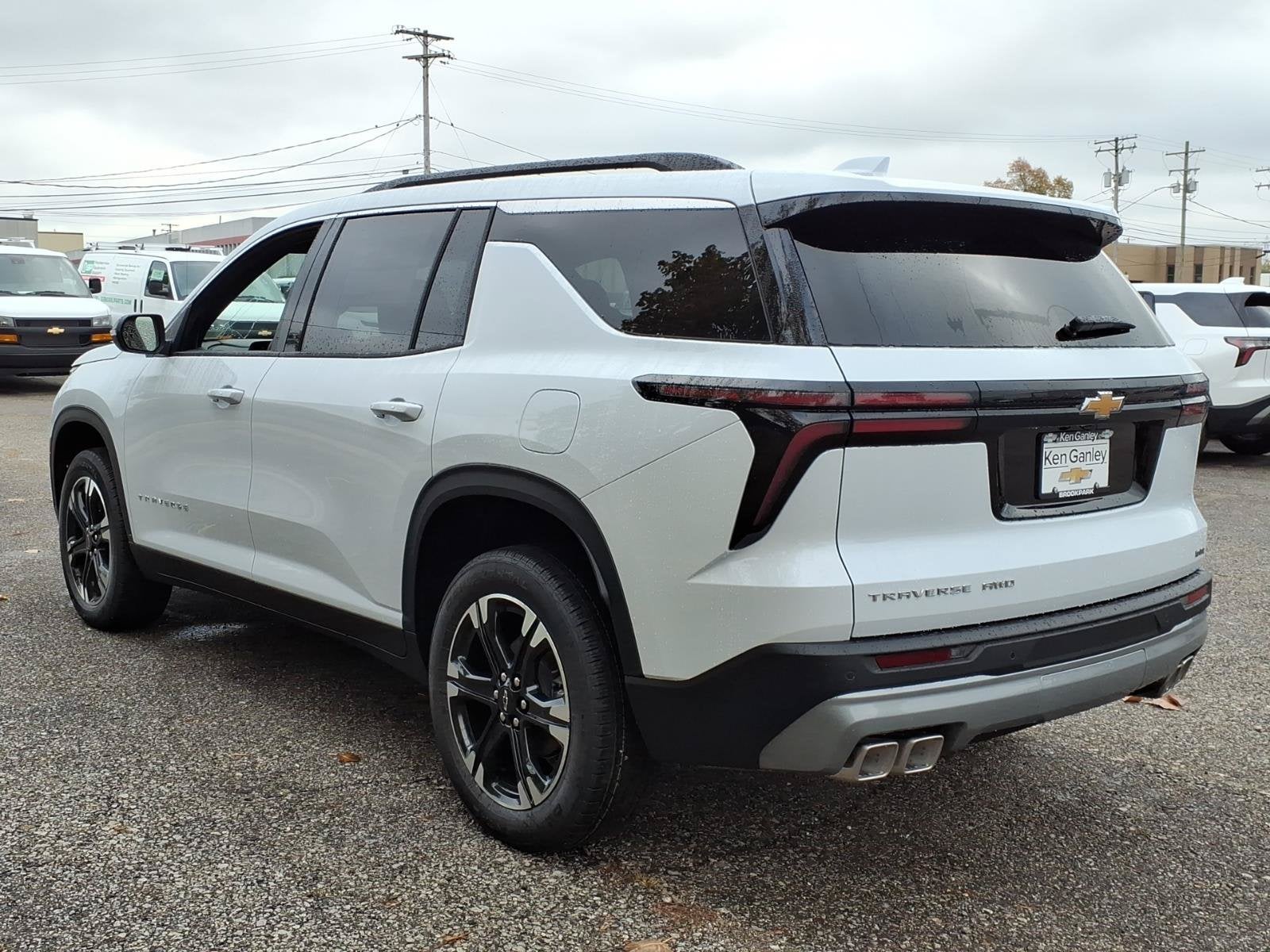 2027 Chevrolet Traverse LT