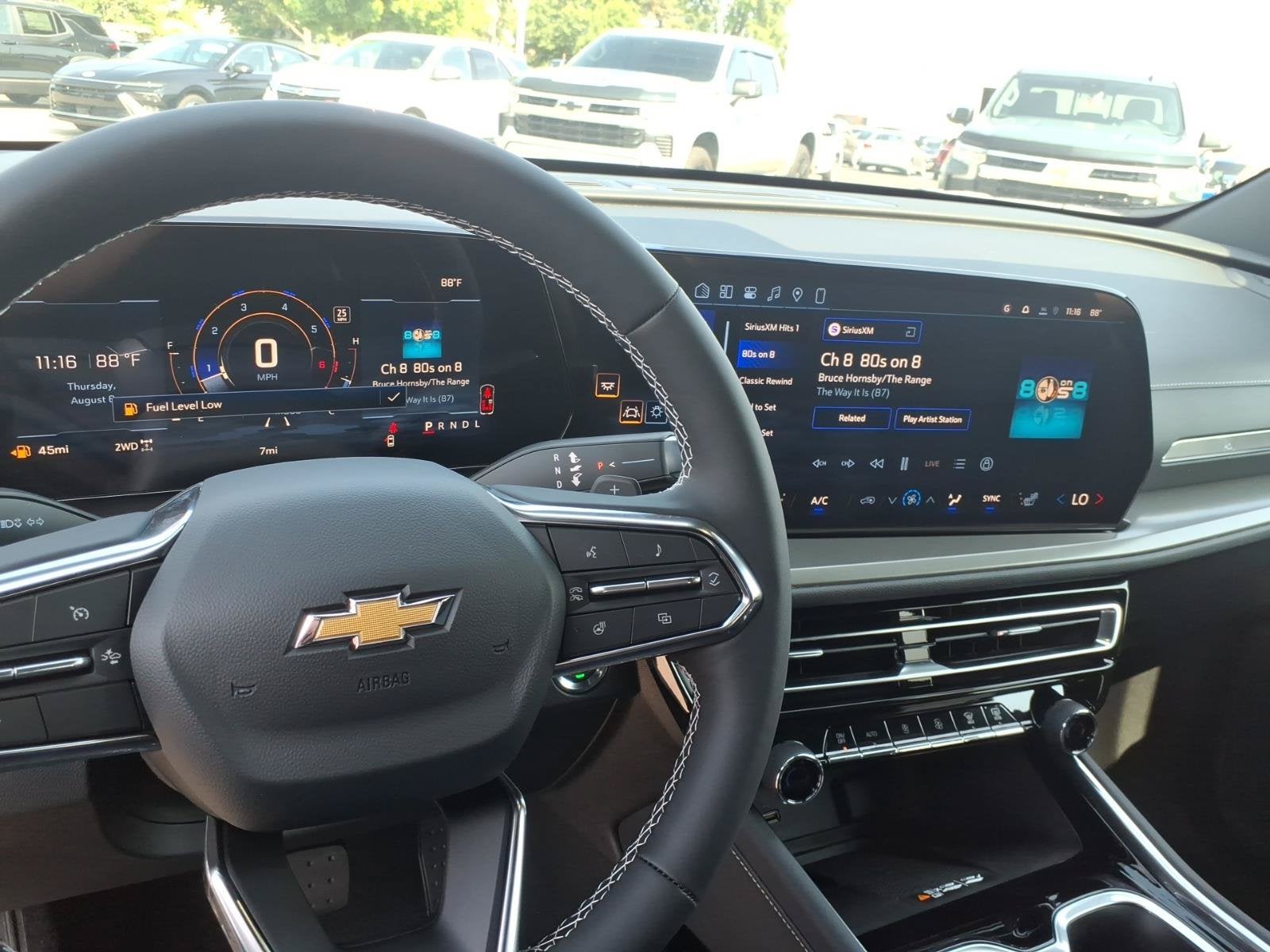 2027 Chevrolet Traverse LT - Photo 10