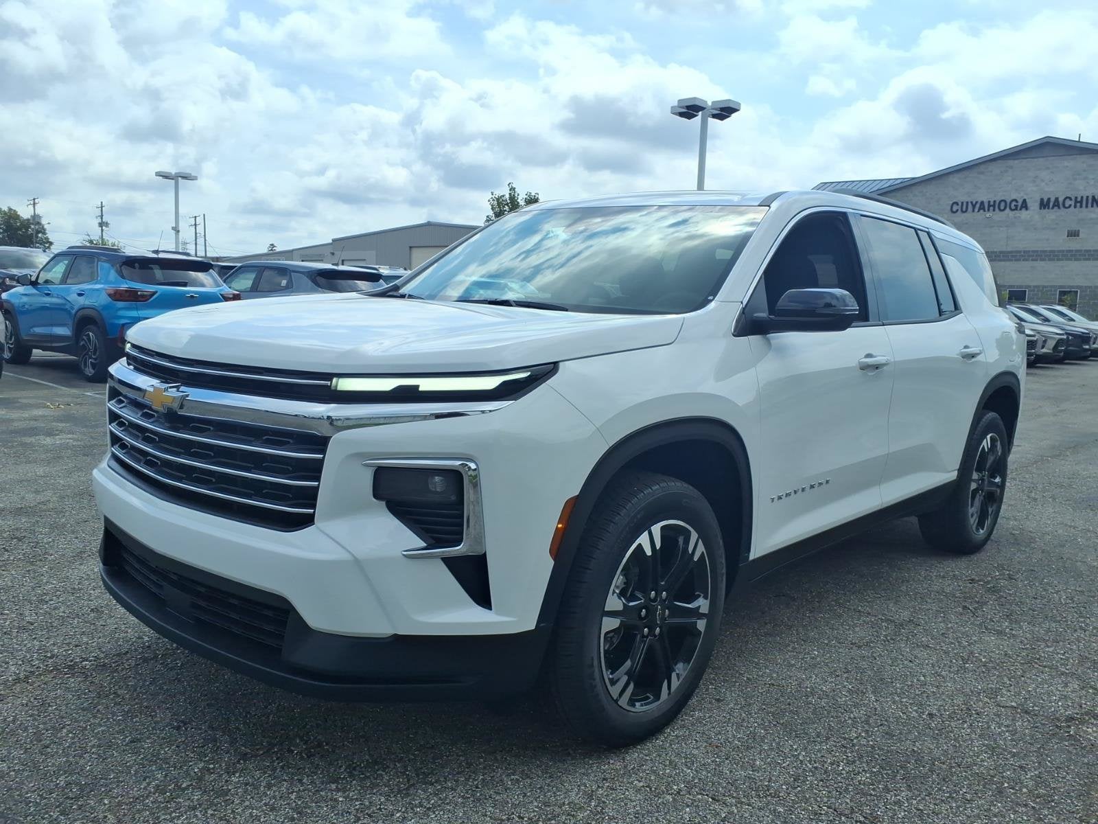 2027 Chevrolet Traverse LT