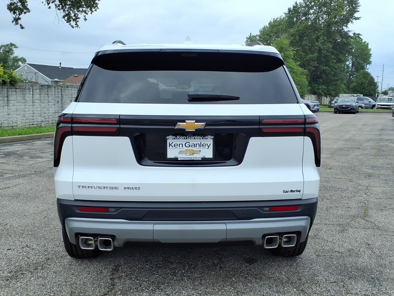 2027 Chevrolet Traverse LT