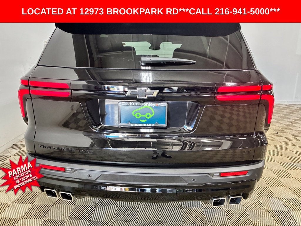 2024 Chevrolet Traverse LT