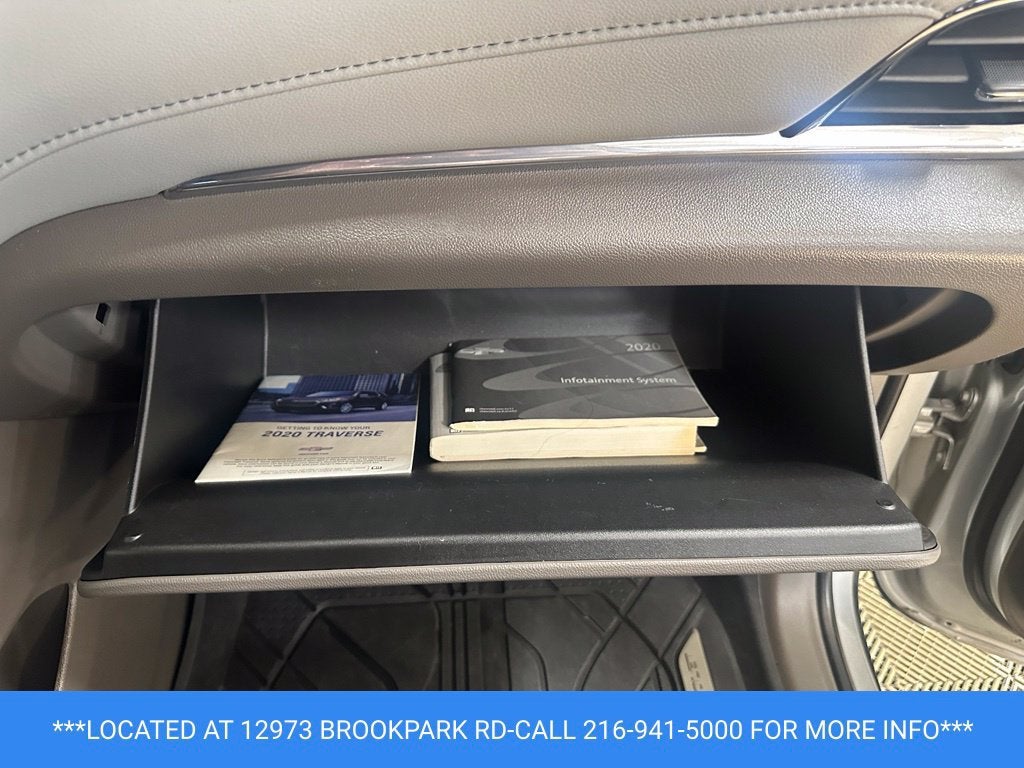 2020 Chevrolet Traverse LT Cloth