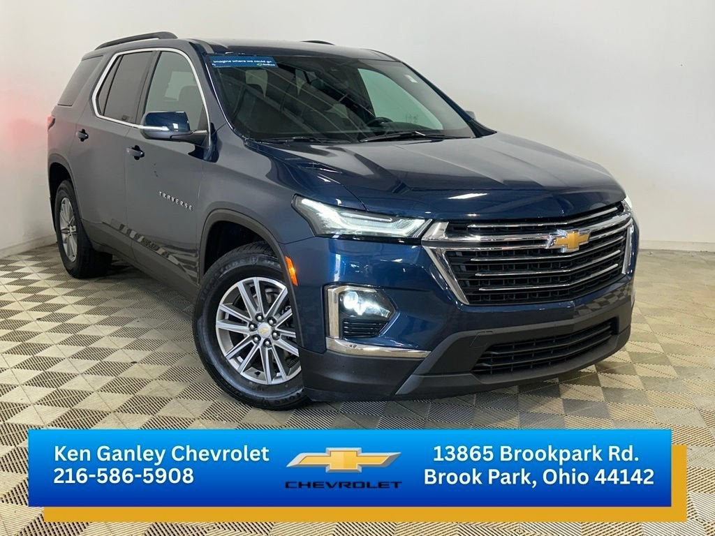 2023 Chevrolet Traverse LT Cloth