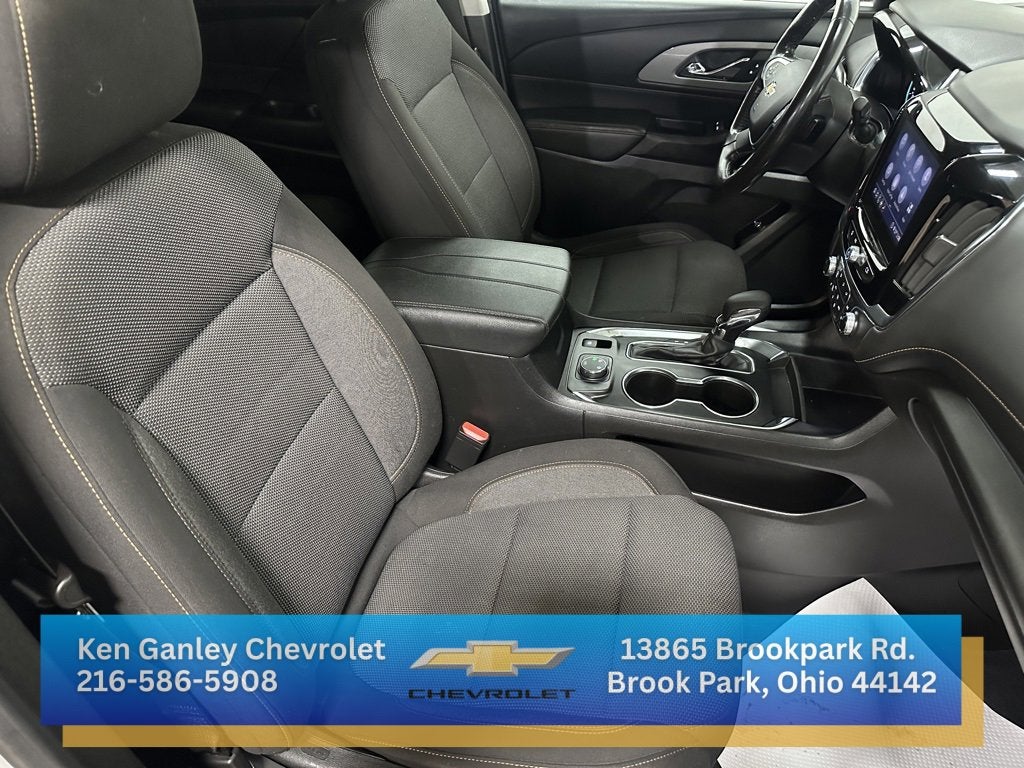 2021 Chevrolet Traverse LT Cloth