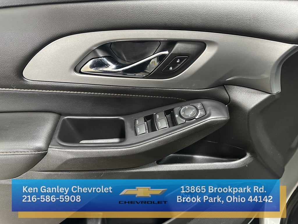 2021 Chevrolet Traverse LT Cloth