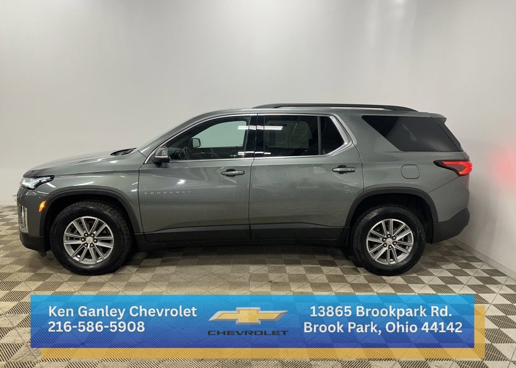 2023 Chevrolet Traverse LT Cloth